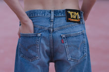 Load image into Gallery viewer, Reworked Levis 501 - Blue